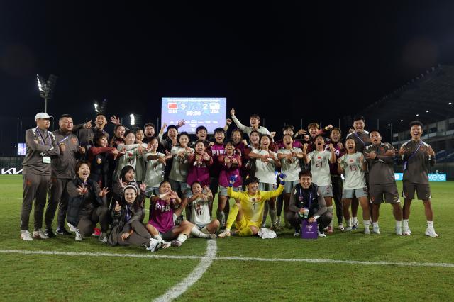 【U17女足世界杯】小组第一出线!中国队3比2美国队